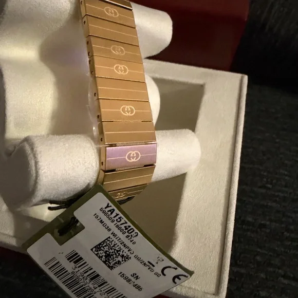 Gucci Women’s Montecarlo Grip Stainless Steel Bracelet 38mm - Picture 4 of 10